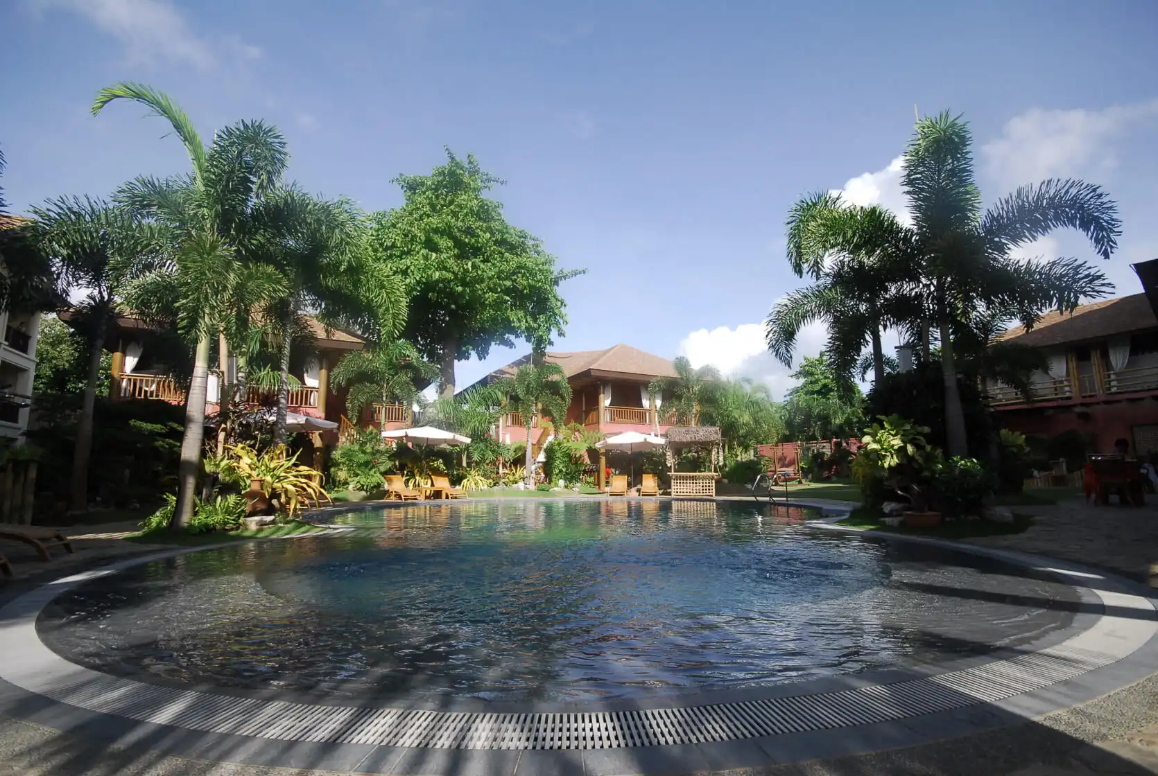 best-western-boracay-tropics-resort-hotel